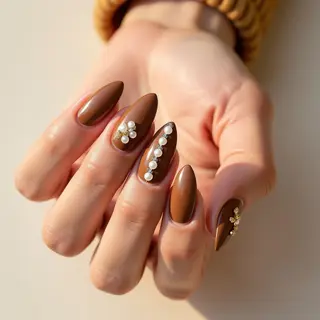 Dreamy Brown Almond Toe Nails for Summer