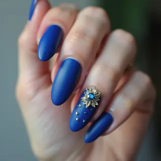 Royal Blue Velvet 3D Christmas Nails for Short, Round Nails