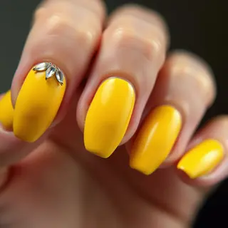 Diana's Signature Nails: Mastering the Mustard Yellow Look