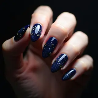 Navy Blue Splatter French Tip Nails: A Fall Gothic Look