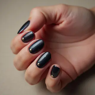 Black Chrome New Year's Eve Nails: Simple & Holographic!
